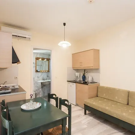 Aparthotel Mythos 2*
