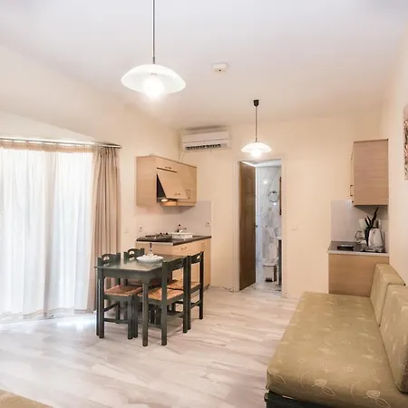 Aparthotel Mythos 2*
