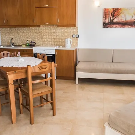 Aparthotel Mythos